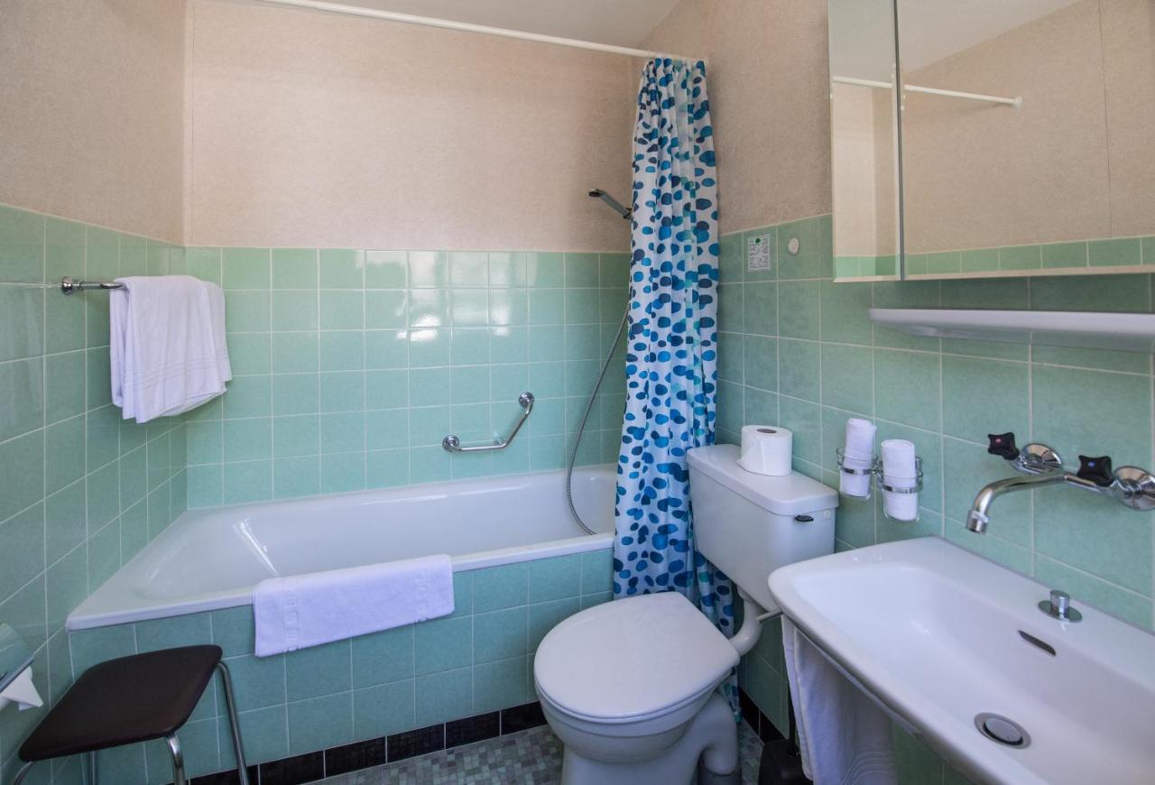 Hotel Bergidyll Андермат Екстериор снимка