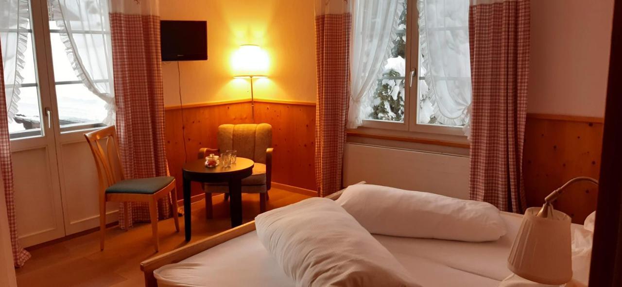 Hotel Bergidyll Андермат Екстериор снимка