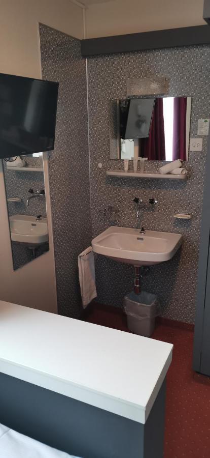 Hotel Bergidyll Андермат Екстериор снимка